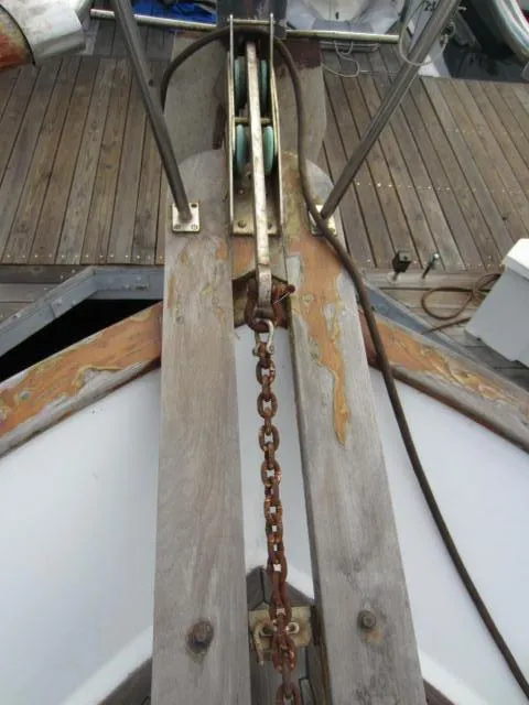 Anchor with Chain Rode