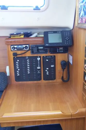 2004 Hunter 306