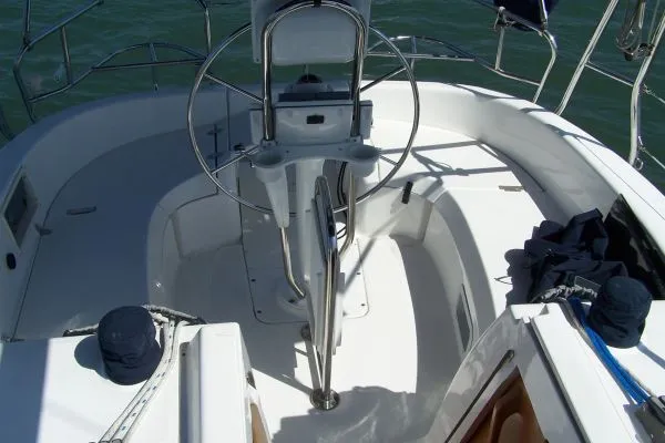 2004 Hunter 306