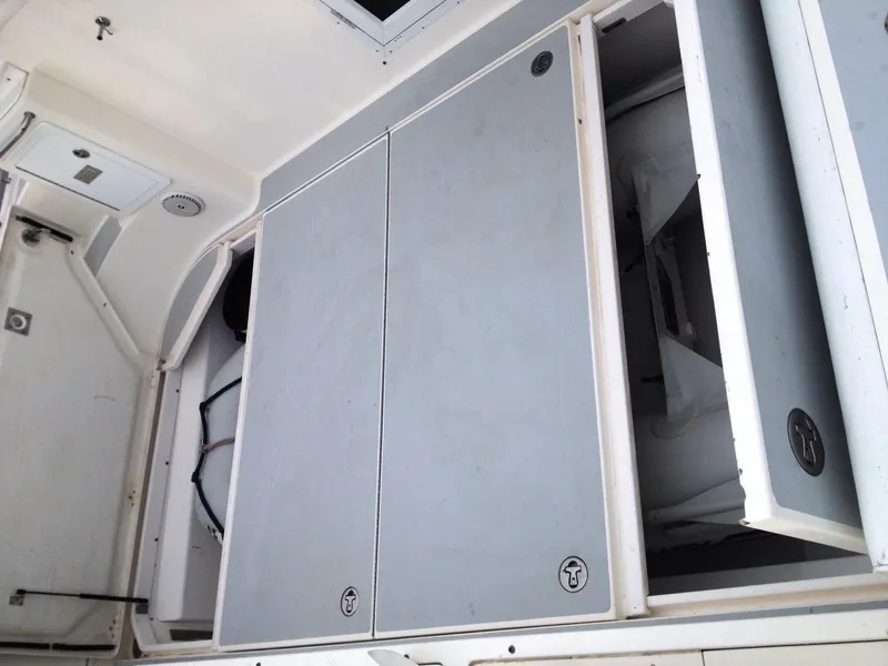 Cockpit Stow-Away Tender