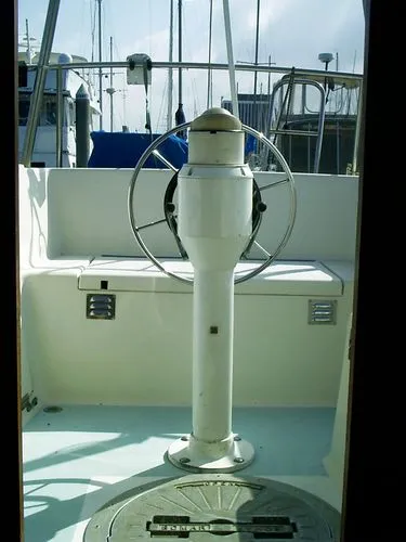 1977 Rawson Pilothouse