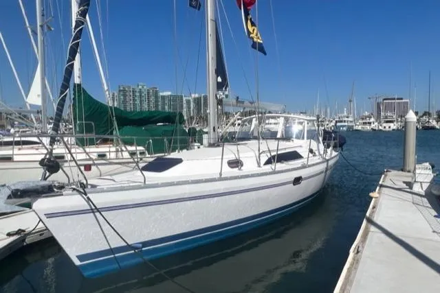 2012 Catalina 355