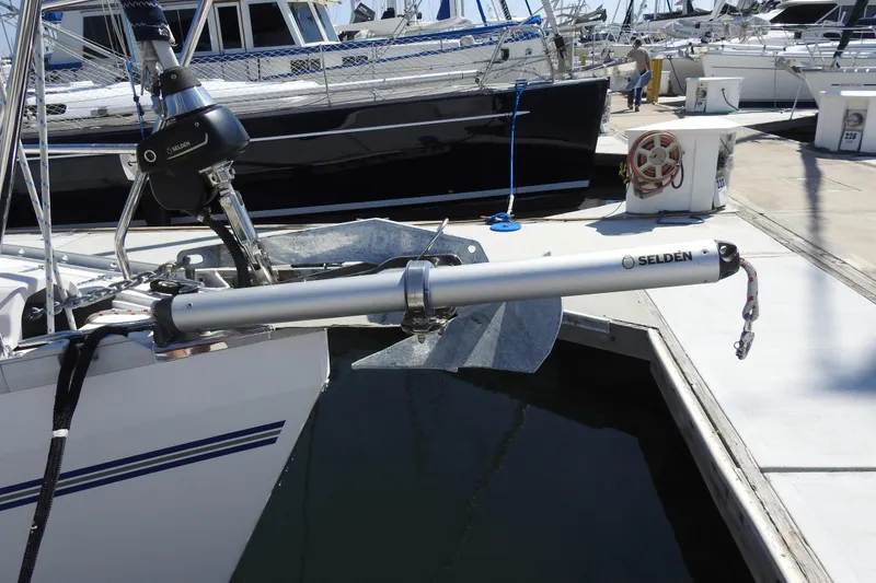 2012 Catalina 355