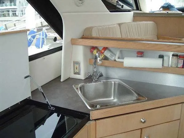 1999 Bayliner 3488 Avanti