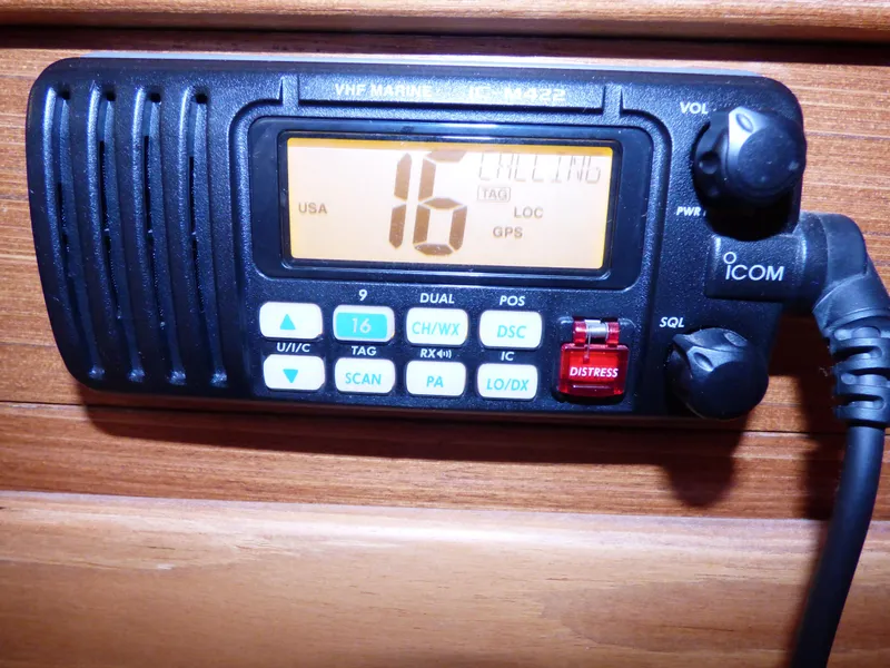 VHF radio 25wt/ RAM Mic