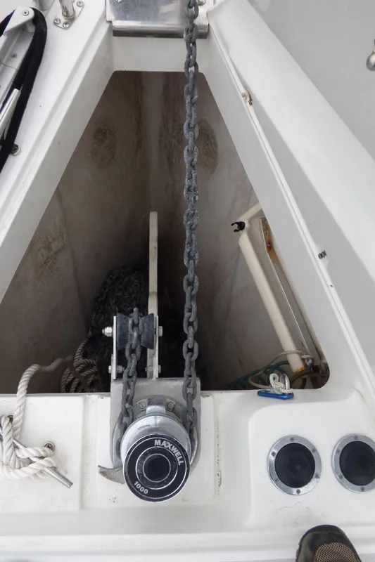 Deep anchor locker