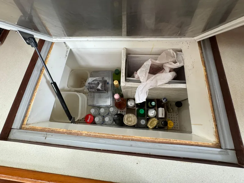 1973 Challenger Aft Cockpit