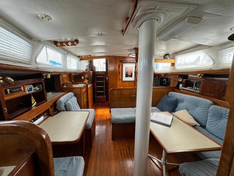 1973 Challenger Aft Cockpit