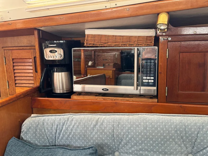 1973 Challenger Aft Cockpit