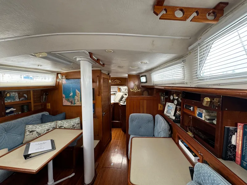 1973 Challenger Aft Cockpit