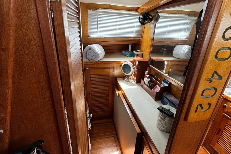 1973 Challenger Aft Cockpit