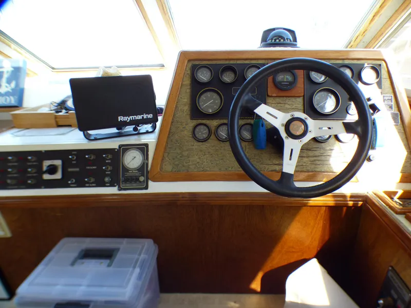 1986 Sea Hawk 48