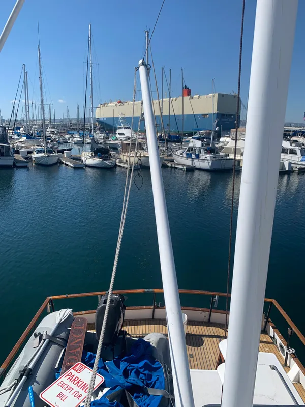 1973 Grand Banks 42