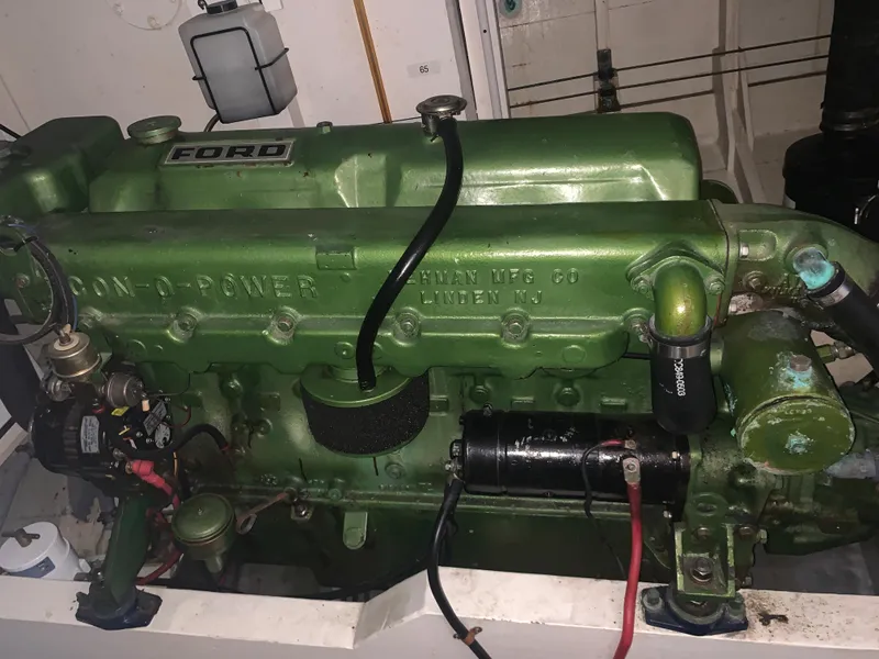 1973 Grand Banks 42
