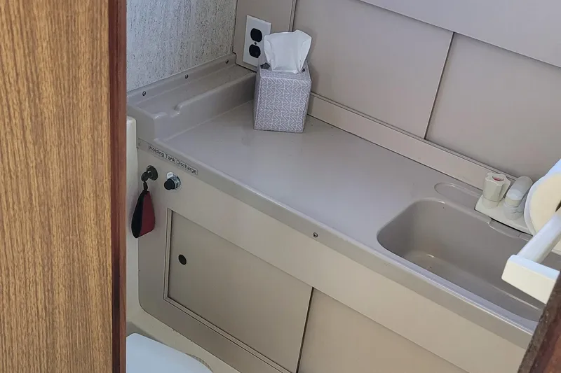 1978 Bertram 28 Sport Fisherman