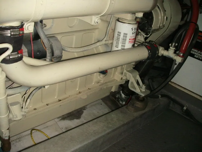 1990 Riviera 33 Convertible HT