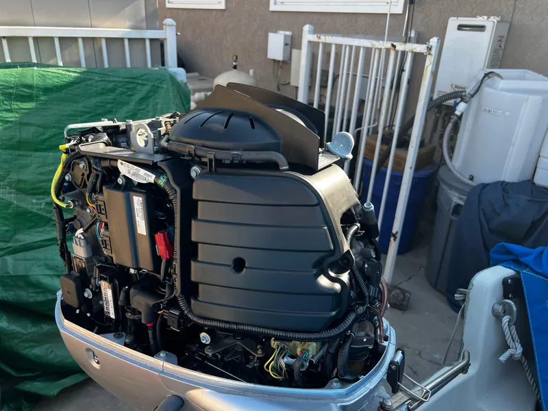 1981 Boston Whaler MONTAUK