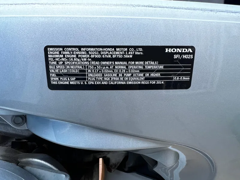 1981 Boston Whaler MONTAUK