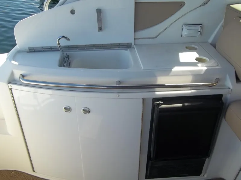 Outdoor Sink and Ice maker