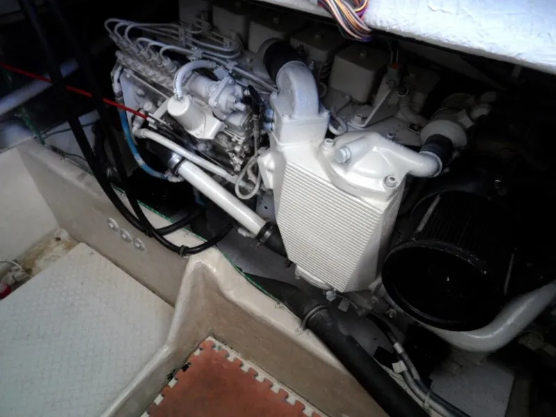 2000 Maxum 46 SCB