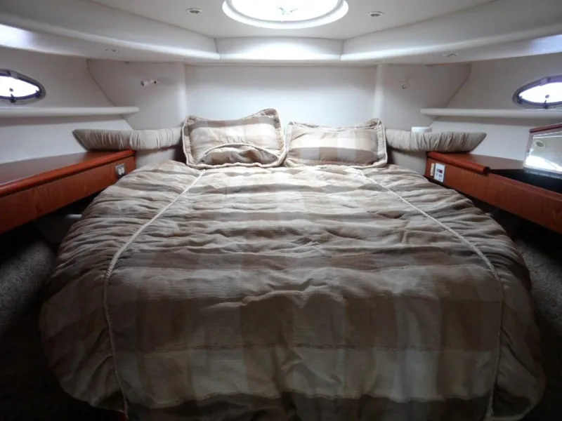 2000 Maxum 46 SCB