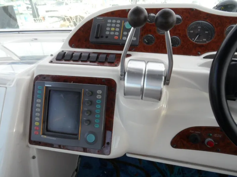 2000 Maxum 46 SCB