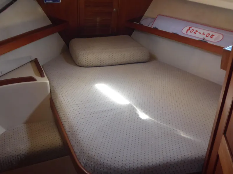 Fwd Cabin