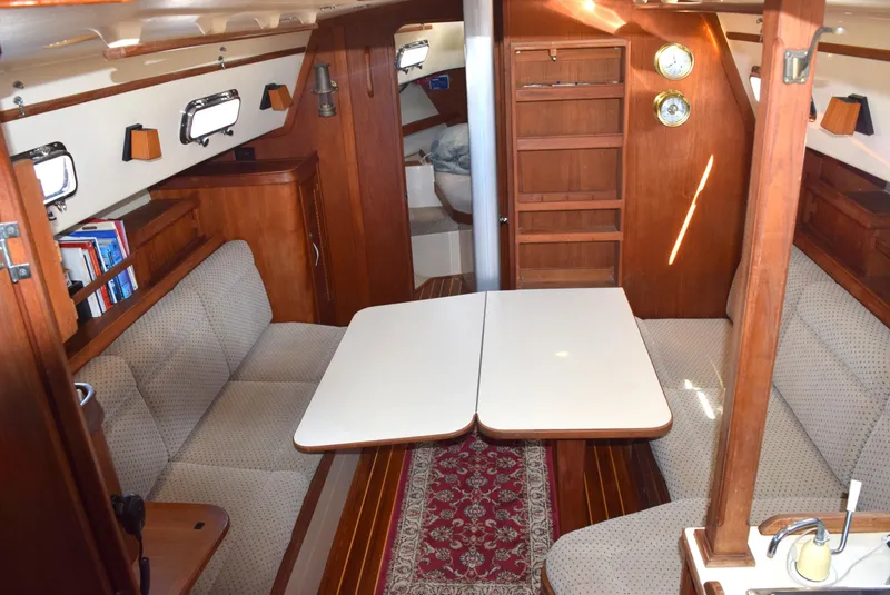 1999 Island Packet 350
