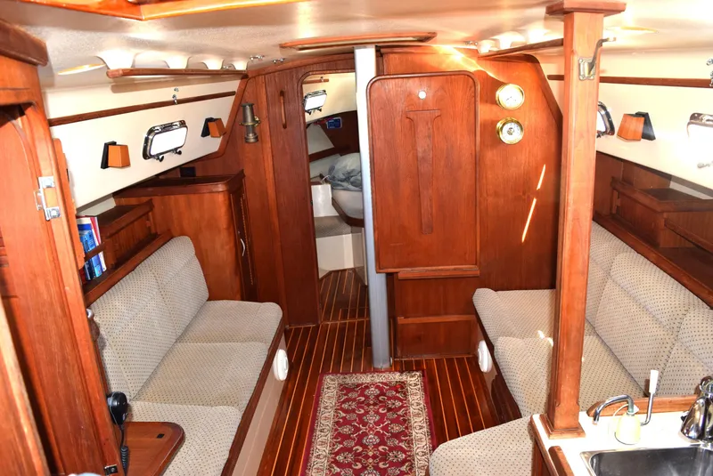 1999 Island Packet 350
