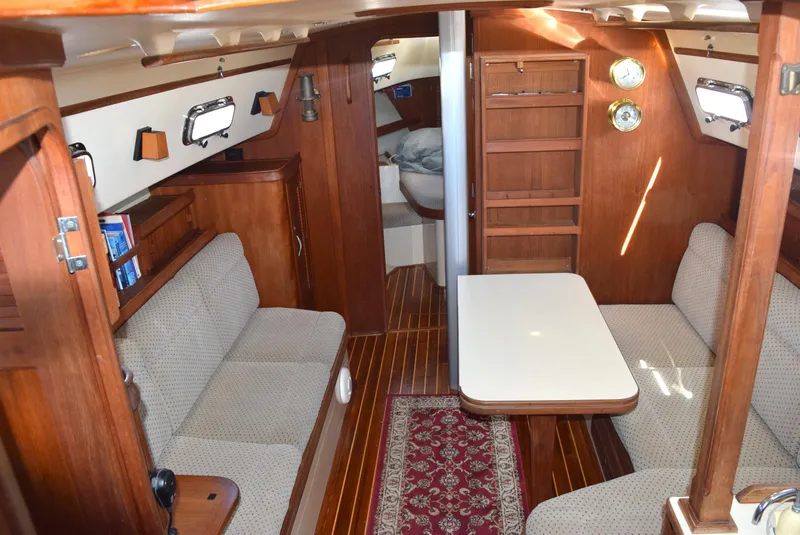 1999 Island Packet 350