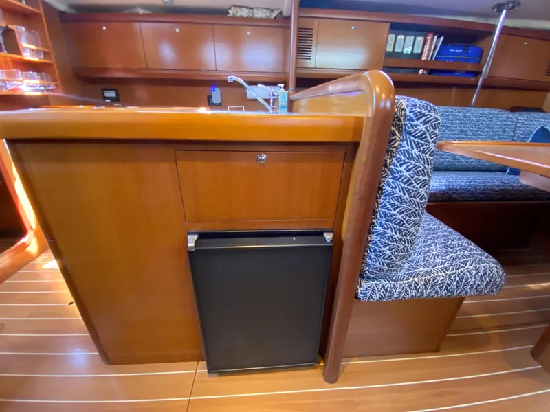 2004 Grand Soleil 45