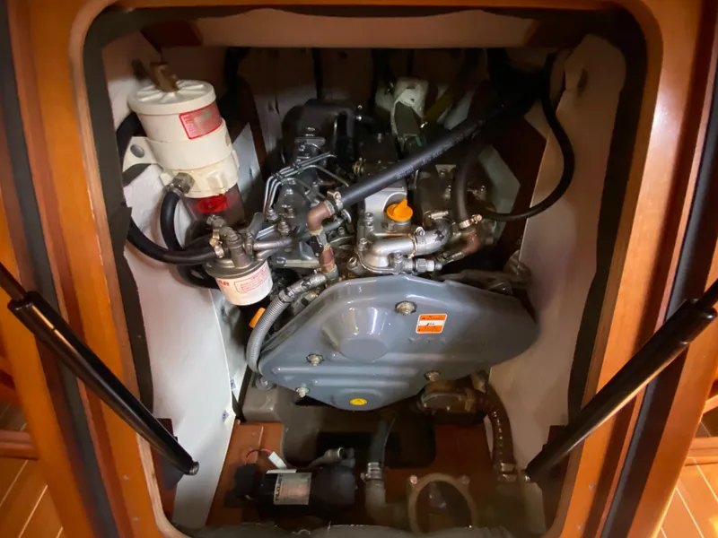 2004 Grand Soleil 45