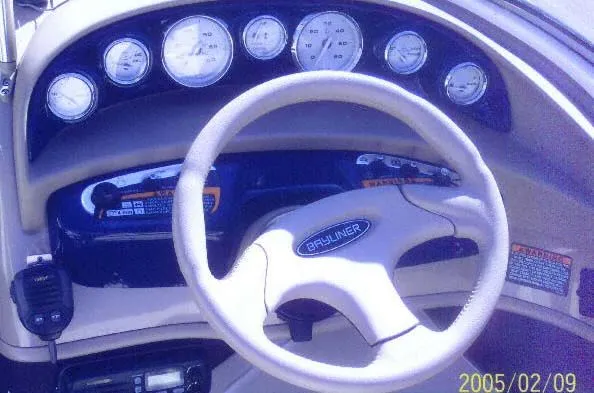 2003 Bayliner Capri 185BBR