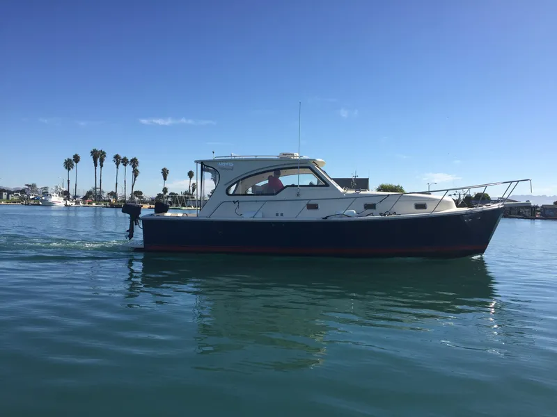 2005 Mainship 34 Pilot Sedan Rum Runner II