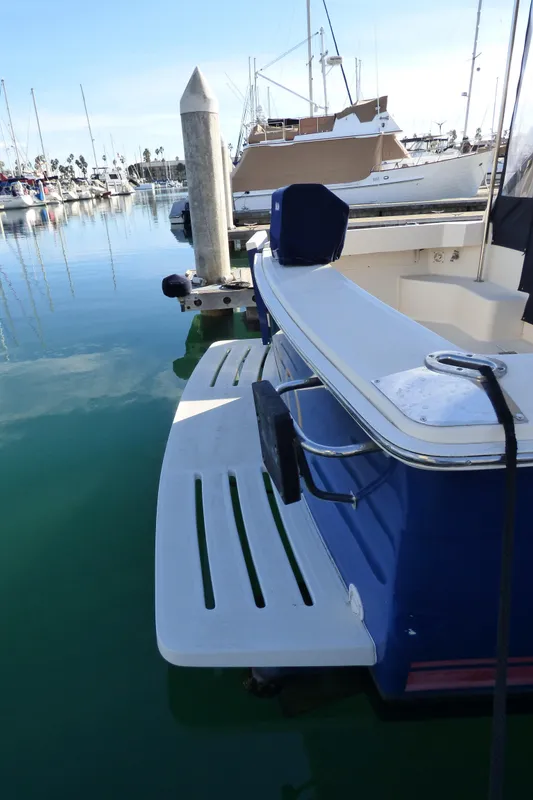 2005 Mainship 34 Pilot Sedan Rum Runner II