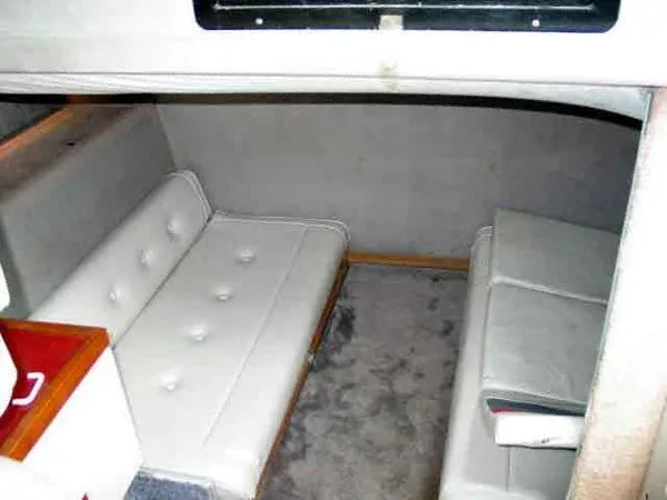 1989 Four Winns 315 mVista Express