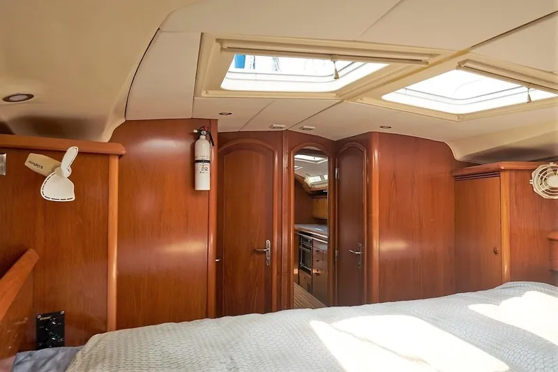 2004 Jeanneau 49 sun odyssey