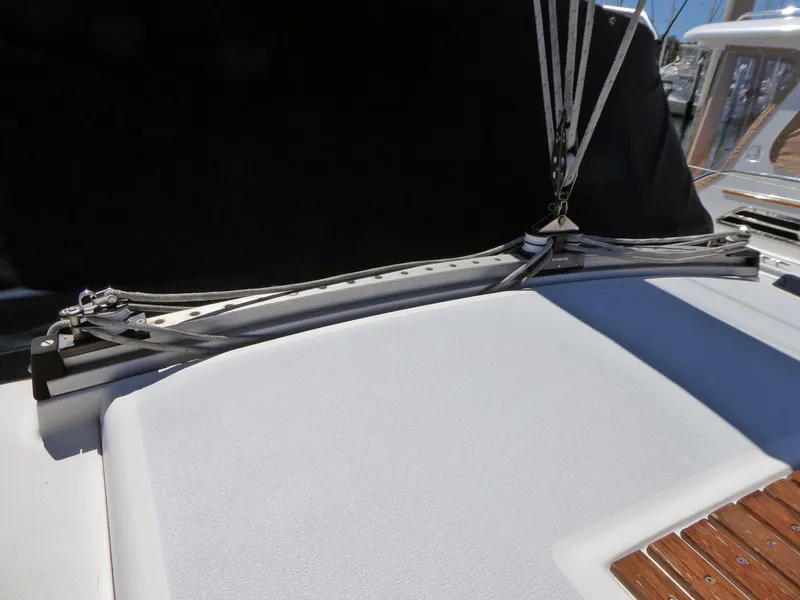 1990 Hunter Legend 37.5