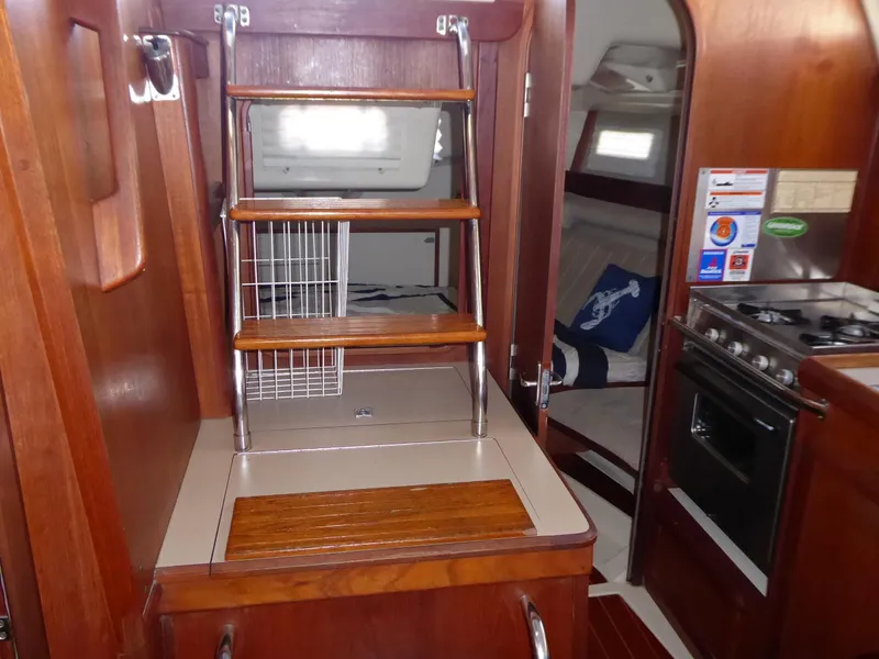1990 Hunter Legend 37.5