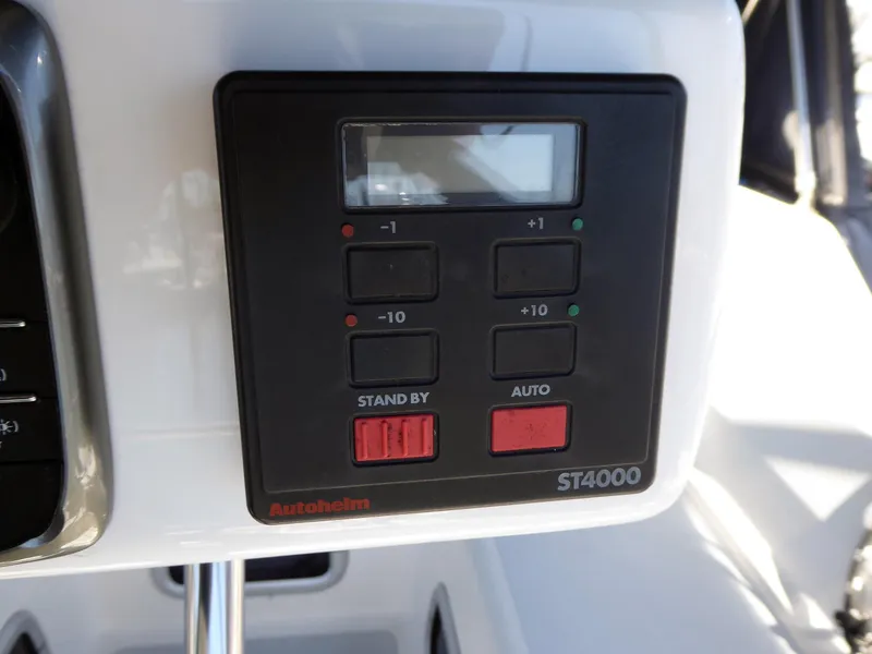1990 Hunter Legend 37.5