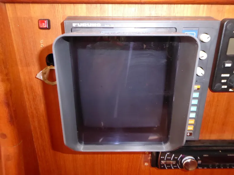 1990 Hunter Legend 37.5