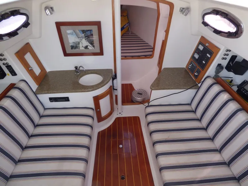 2011 Schock Harbor 25
