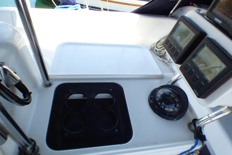 Cockpit of 1993 Hunter 40.5 sailboat with navigation instruments and compass.