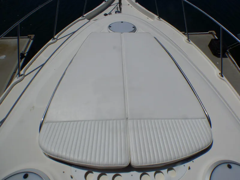1998 Maxum 3700 SCR