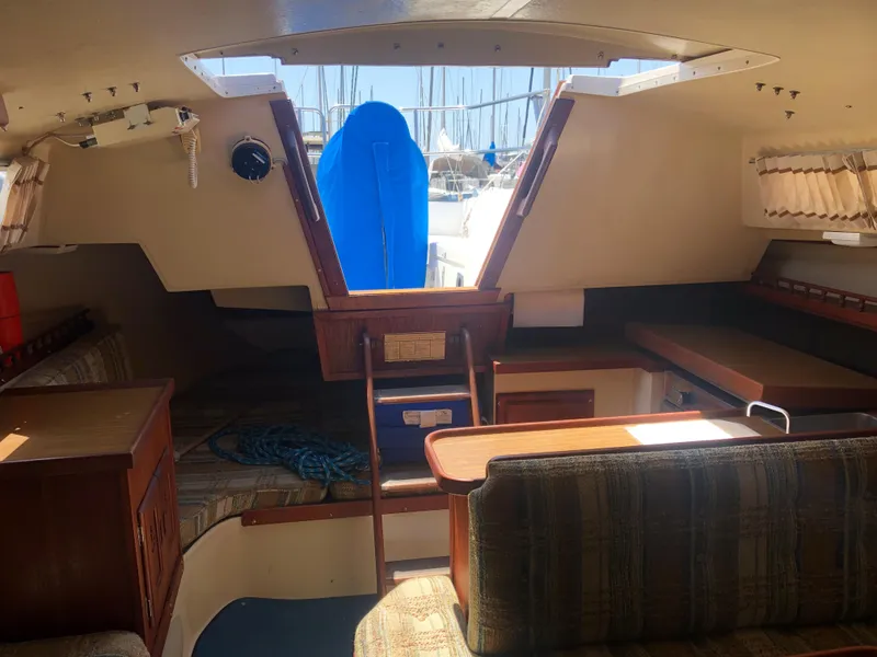 1981 Catalina 30