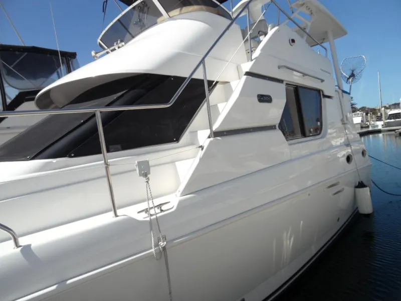 1998 Silverton 322 Side Walk MY