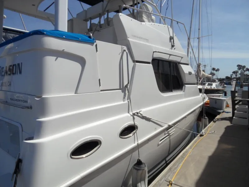 1998 Silverton 322 Side Walk MY