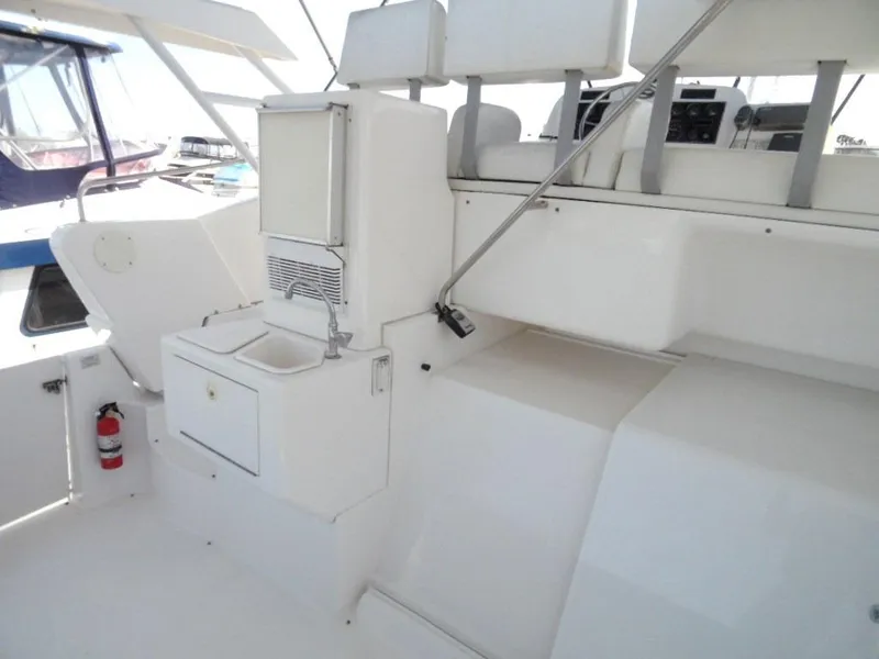 1998 Silverton 322 Side Walk MY