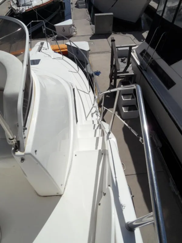 1998 Silverton 322 Side Walk MY