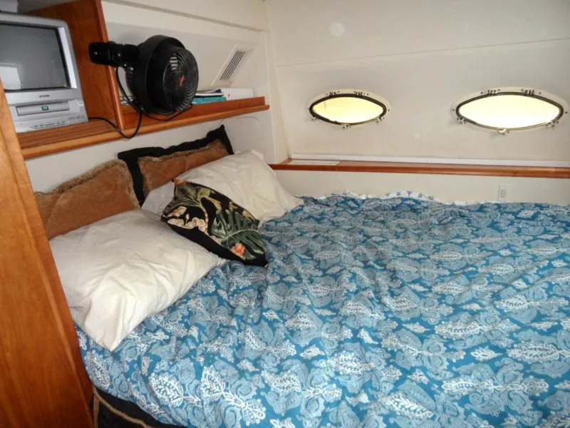 1998 Silverton 322 Side Walk MY